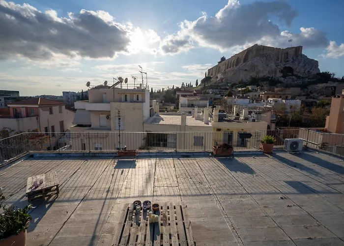 Plaka With Acropolis Rooftop View Access